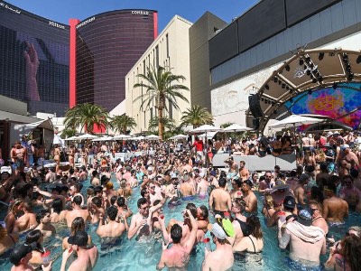 Las Vegas Pool Parties WET REPUBLIC 2019 Dates & DJs