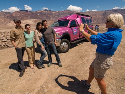 death-valley-pink-jeeps-tour